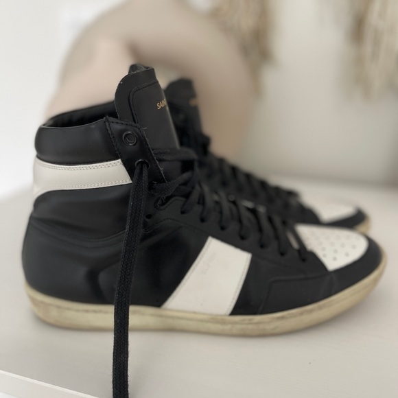 SAINT LAURENT Signature Court Classic SL/10H Leather High Top Sneakers - Picture 7 of 7